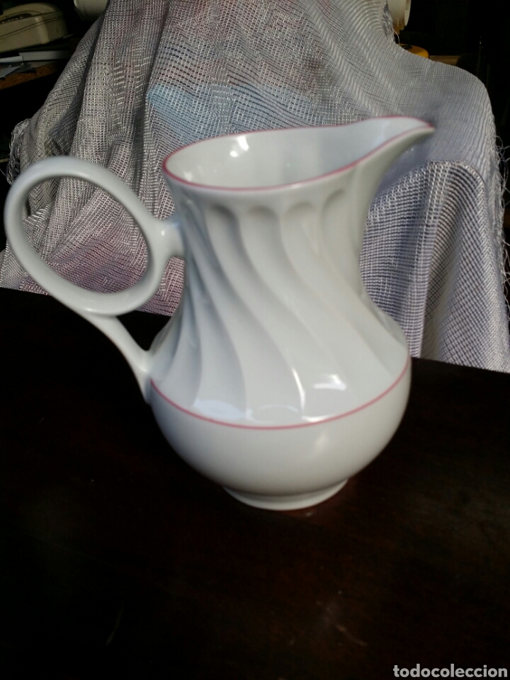 Segunda mano: PECIOSA JARRA MARCA IRABIA ESTILO ART DECO IMPECABLE - Foto 1