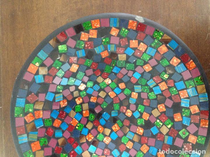 Segunda mano: PLATO CRISTALITOS COLORES IDEAL PARA DECORAR MESAS - Foto 2