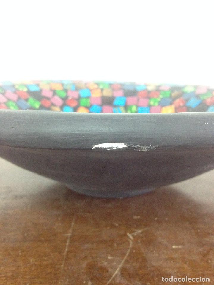 Segunda mano: PLATO CRISTALITOS COLORES IDEAL PARA DECORAR MESAS - Foto 4