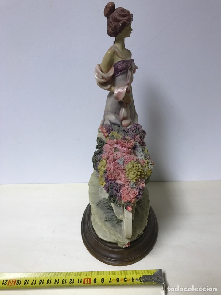Segunda mano: Figura mujer con carro de flores - Foto 3