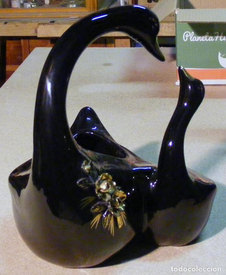 Segunda mano: FLORERO O CENTRO DE MESA DE PORCELANA - Foto 3