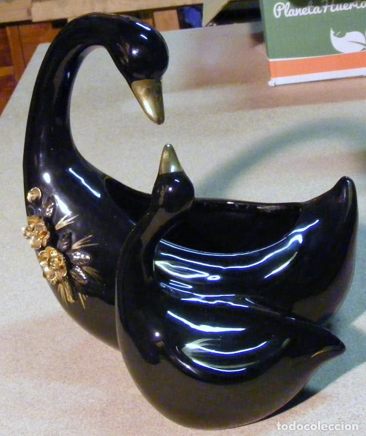 Segunda mano: FLORERO O CENTRO DE MESA DE PORCELANA - Foto 4