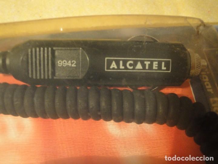 Segunda mano: Cargador para encendedor de veh&iacute;culo. marca ALCATEL - Foto 4