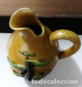 Segunda mano: Aceitera con decoraci&oacute;n pl&aacute;stica - Foto 2