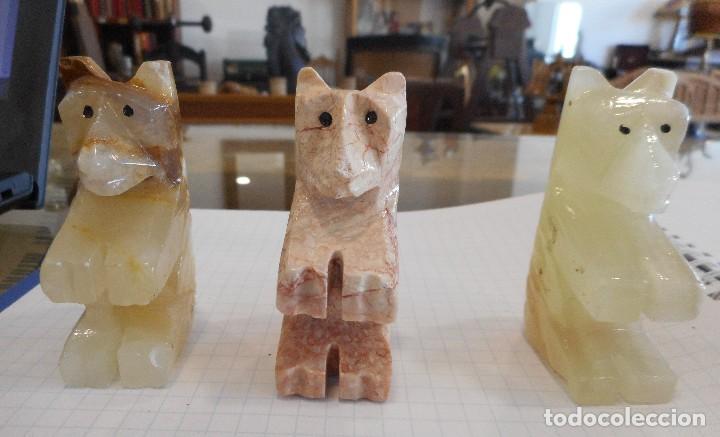 Segunda mano: Perros de m&aacute;rmol - Foto 1