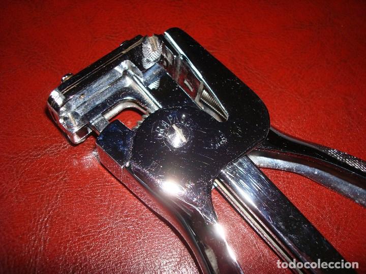 Segunda mano: GRAPADORA DE TENAZA MARCA EL CASCO N&ordm; 23 - Foto 1