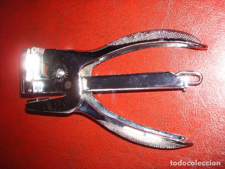 Segunda mano: GRAPADORA DE TENAZA MARCA EL CASCO N&ordm; 23 - Foto 2