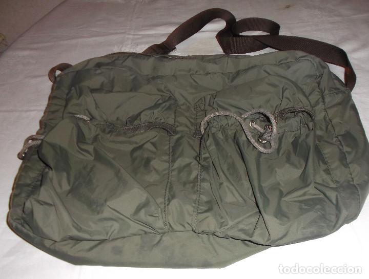 Segunda mano: bolsa nylon linea on3  since1965  de benetto - Foto 1