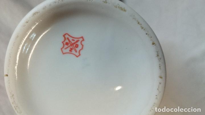 Segunda mano: FLORERO PORCELANA SELLADO 28 CM - Foto 3