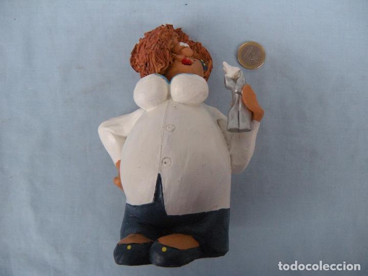 Segunda mano: GRACIOSA FIGURA DENT&Iacute;STA - Foto 2