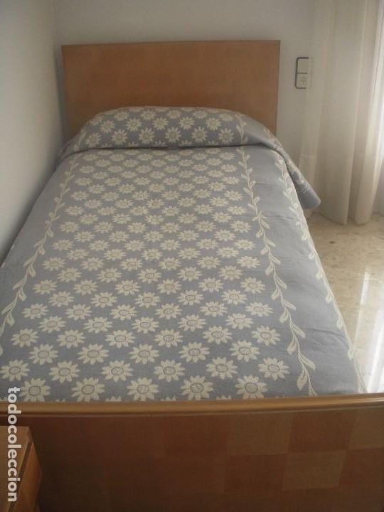 Segunda mano: Preciosa colcha azul 230 cm x 175 cm - Foto 4