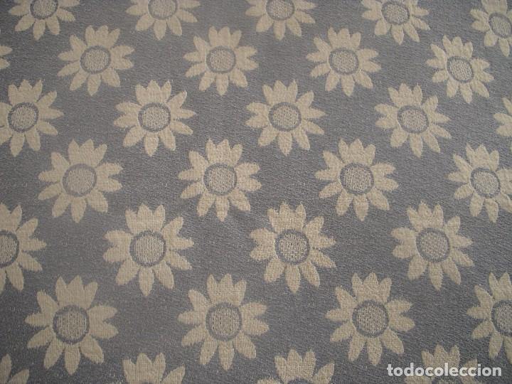 Segunda mano: Preciosa colcha azul 230 cm x 175 cm - Foto 1