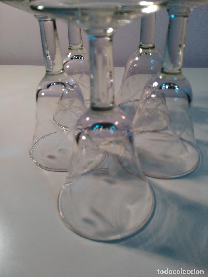 Segunda mano: Cinco Copas antiguas de cristal labrado - Foto 9