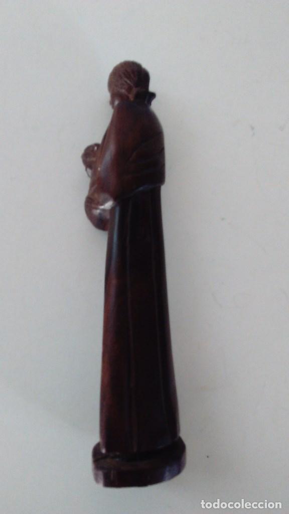 Segunda mano: Peque&ntilde;a esculta de una maternidad en madera. - Foto 9