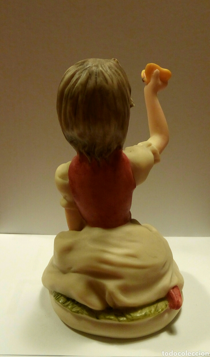 Segunda mano: Figura ni&ntilde;a con mariposa - Foto 4