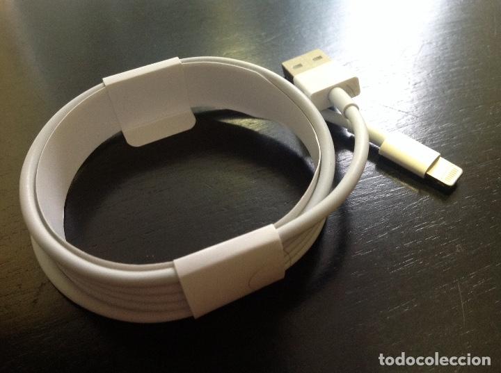 Segunda mano: Cable de datos Apple Lightning nuevo sin estrenar - Foto 1