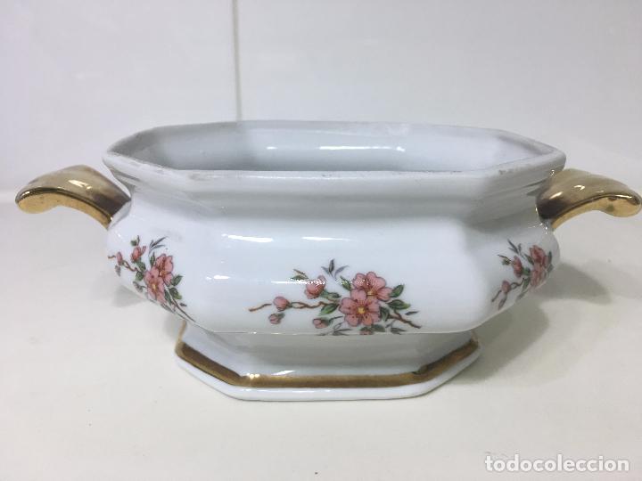 Segunda mano: MINIATUA DE SOPERA DE PORCELANA, 12 CM, DE BOCA - Foto 3