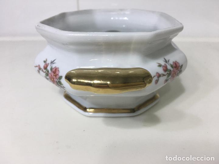 Segunda mano: MINIATUA DE SOPERA DE PORCELANA, 12 CM, DE BOCA - Foto 4