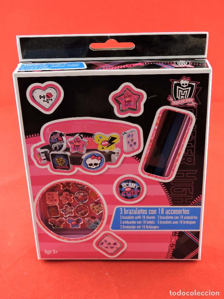 Segunda mano: MOSTER HIGH PULSERAS - Foto 1