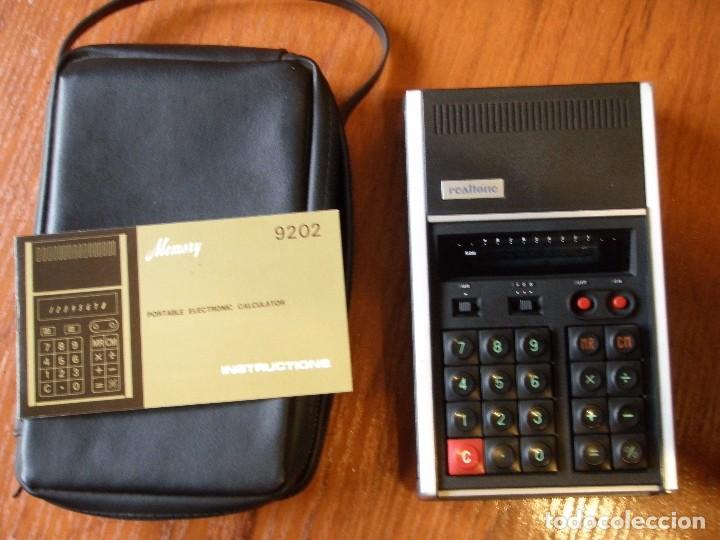 Segunda mano: CALCULADORA REALTONE MEMORY 9202 &Uacute;NICA COMO NUEVA - Foto 1