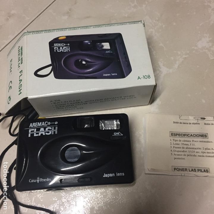 Segunda mano: CAMARA FOTOS AREMAC CON FLASH NUEVA - Foto 1