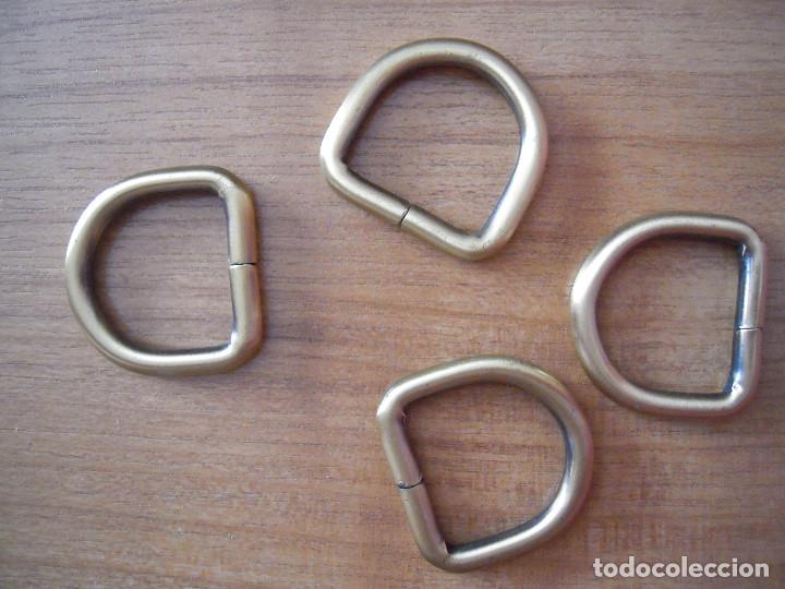 Segunda mano: Cuatro anillas doradas - Foto 2