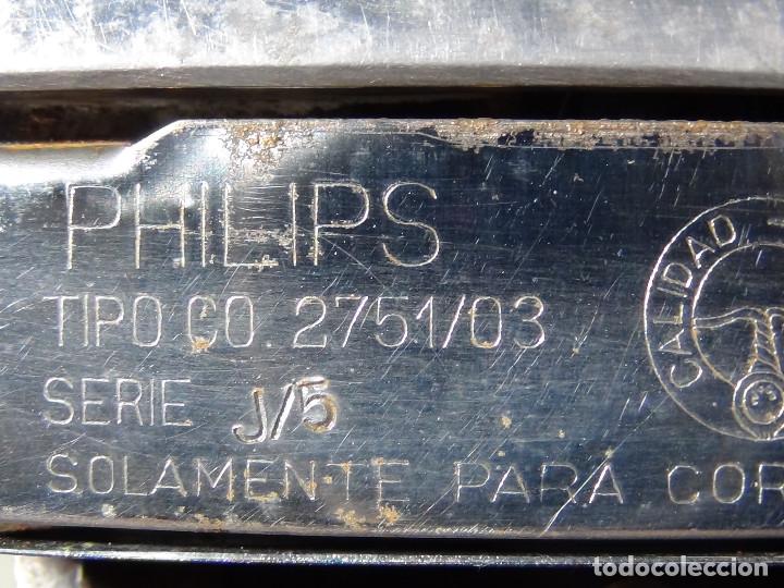 Segunda mano: Plancha el&eacute;ctrica PHILLIPS - 125 voltios y 800W. - - Foto 9