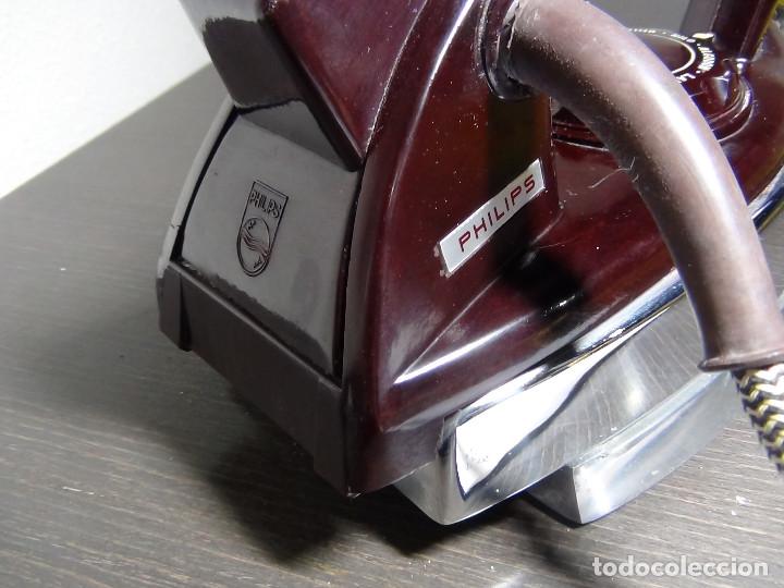 Segunda mano: Plancha el&eacute;ctrica PHILLIPS - 125 voltios y 800W. - - Foto 11