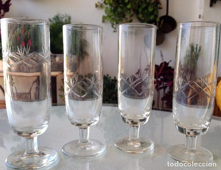 Segunda mano: 4 copas de cava con cristal tallado - Foto 1