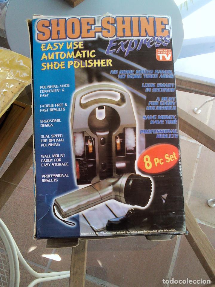 Segunda mano: LIMPIADOR AUTOMATICO DE ZAPATOS - Foto 2