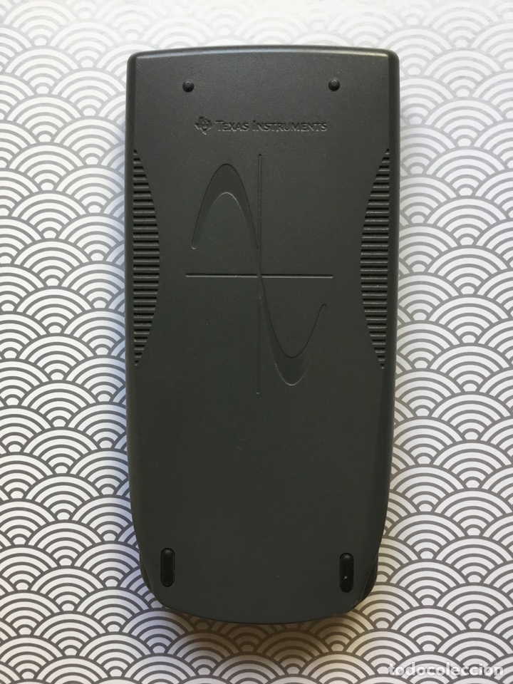 Segunda mano: Calculadora gr&aacute;fica Texas Instruments - A&ntilde;os 90 - Foto 2