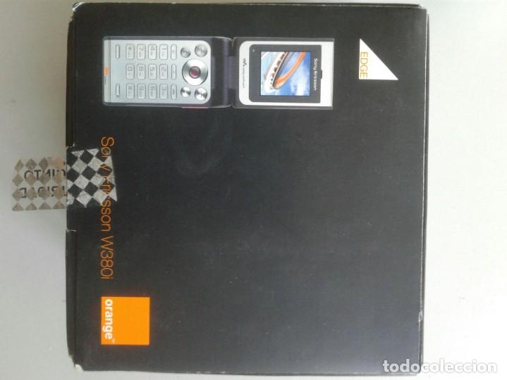 Segunda mano: Movil Sony Ericsson W380i con cargador funciona - Foto 3