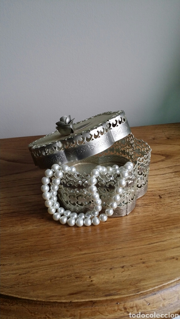 Segunda mano: Joyero estilo rom&aacute;ntico - Foto 3