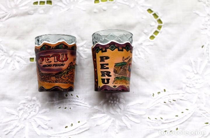 Segunda mano: VASO CHUPITO FORRADO DE CUERO-DE PERU - Foto 4