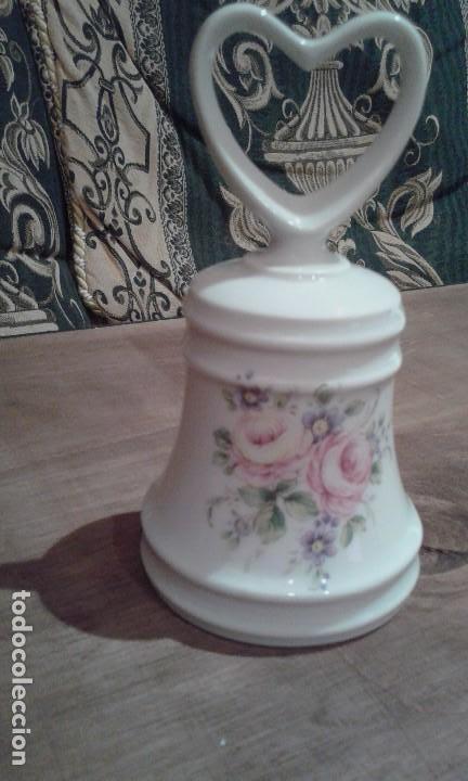 Segunda mano: Peque&ntilde;a campana de ceramica - Foto 7