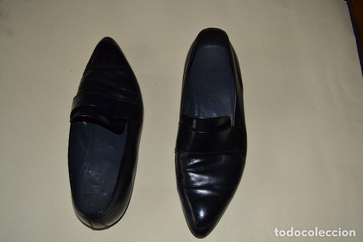 Segunda mano: ZAPATOS DEL N&ordm; 44 MARCA ARTIGAS - Foto 3