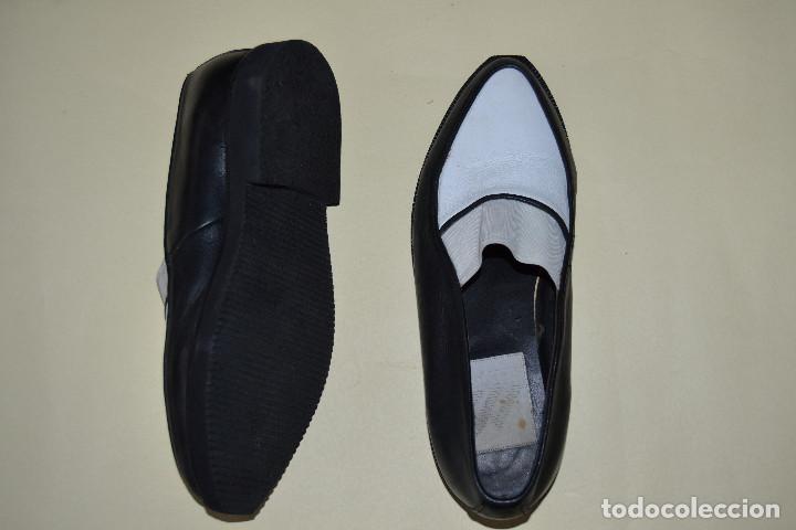 Segunda mano: ZAPATOS DEL N&ordm; 44 DE LA  MARCA MARCO 2 - Foto 3