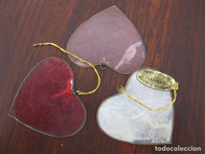 Segunda mano: 3 CORAZON VINTAGE DE CONCHA DE CAPIZ NATURAL - Foto 1