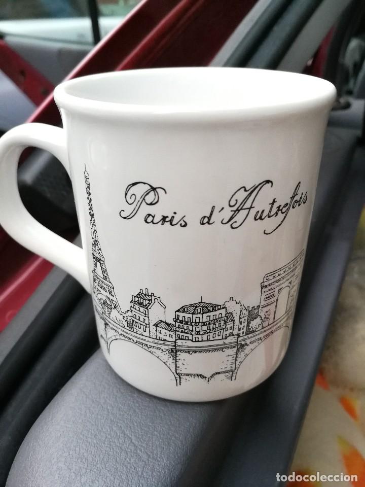 Segunda mano: TAZA DE PARIS 2002 - Foto 1