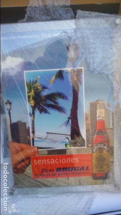 Segunda mano: LAMPARA CARTEL BAR RON BRUGAL - Foto 1
