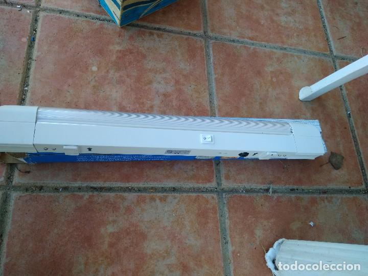 Segunda mano: ANTIGUO APLIQUE FLUORESCENTE PARA CUARTO DE BA&Ntilde;O. - Foto 2