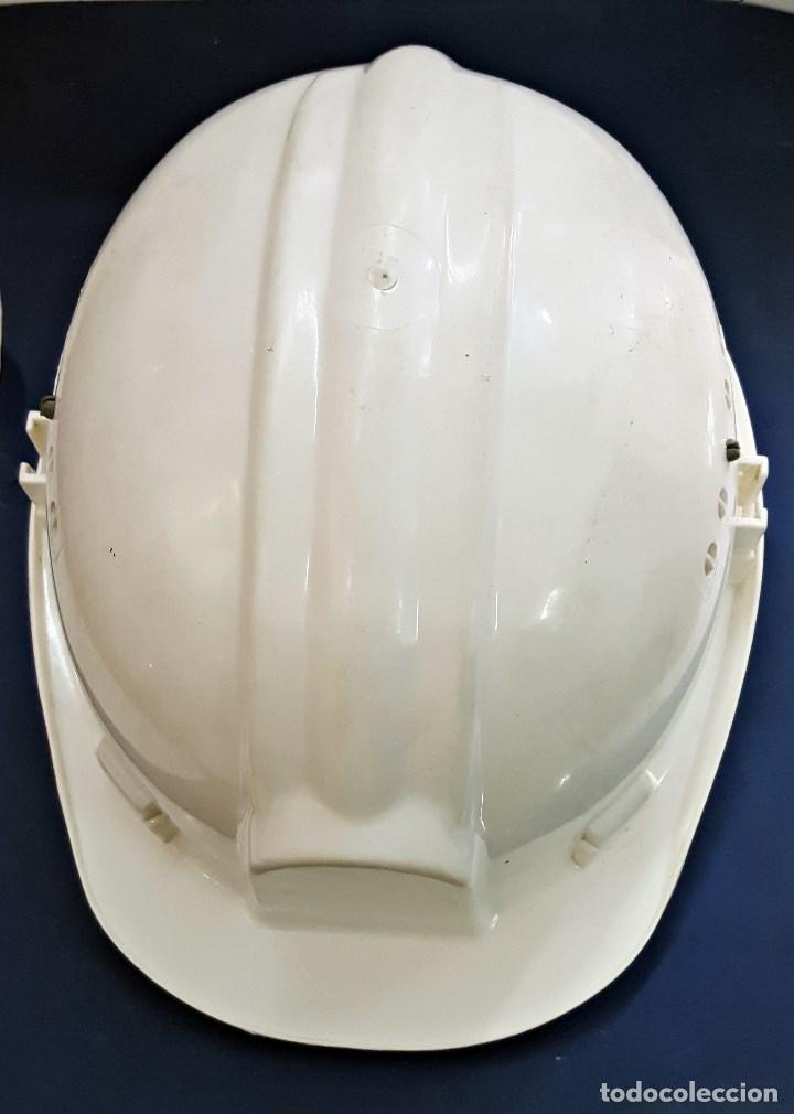 Segunda mano: Par de CASCOS de seguridad JSP y VISPRO. - Foto 2