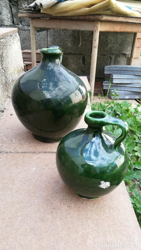 Segunda mano: JUEGO 2 JARRONES EN VERDE OSCURO - Foto 4