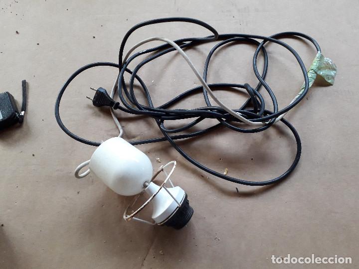 Segunda mano: 18-00168 2 LUCES CON CABLE - Foto 2