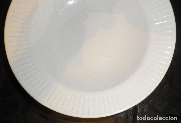 Segunda mano: cinco platos ondos porcelana inglesa - Foto 2