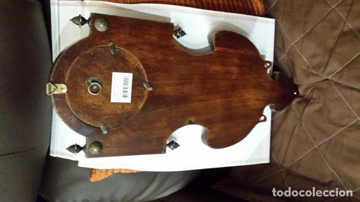 Segunda mano: Reloj de paret, Estilo antiguo.Funciona perfectamente. - Foto 3