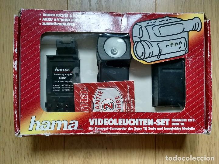Segunda mano: LUZ PARA VIDEOCAMARA HAMA COMPATIBLE CON CANON NIKON FUJI ... - Foto 1