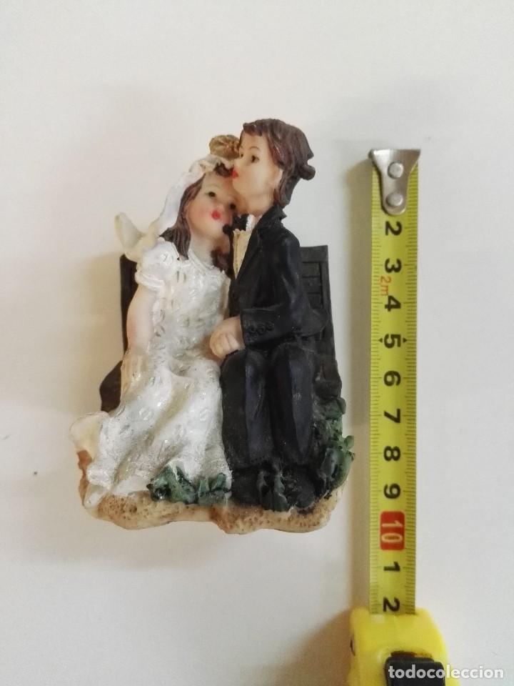 Segunda mano: Figura novios de resina - Foto 1