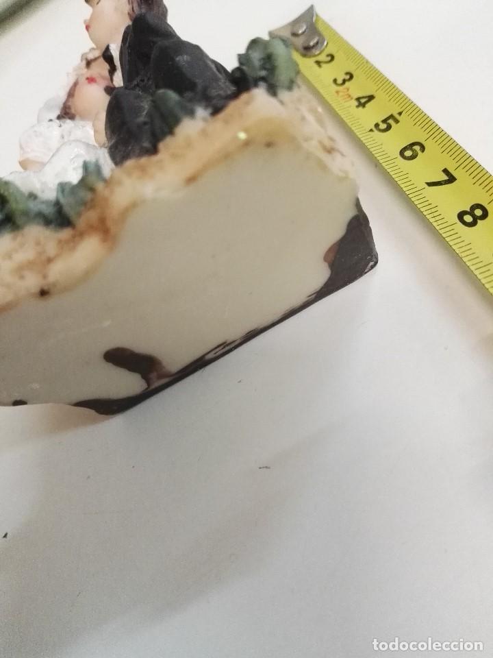 Segunda mano: Figura novios de resina - Foto 3
