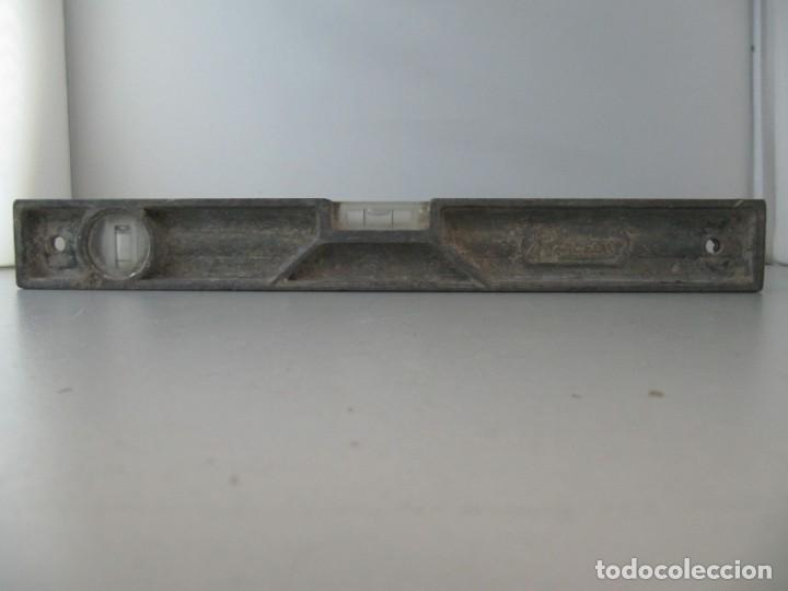 Segunda mano: Nivel de aluminio usado marca ACESA. 35 cm de largo. - Foto 1
